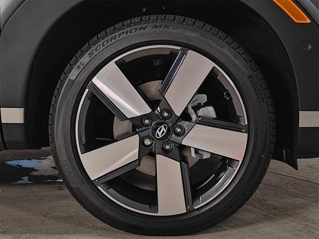 new 2025 Hyundai Santa Fe car, priced at $45,427