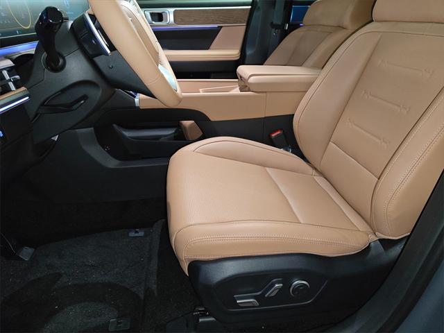 new 2025 Hyundai Santa Fe car, priced at $45,427