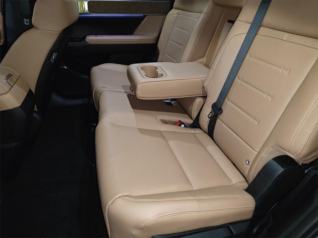 new 2025 Hyundai Santa Fe car, priced at $45,427