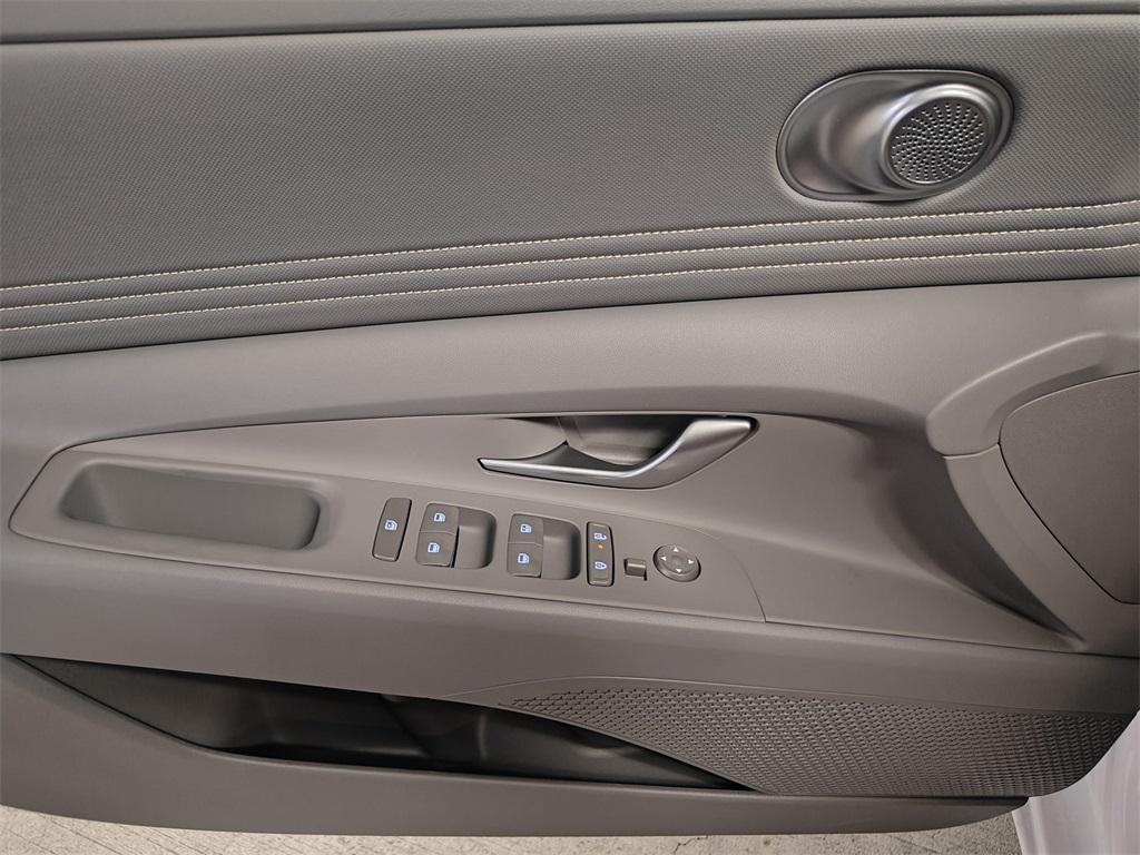 new 2025 Hyundai ELANTRA HEV car, priced at $24,310