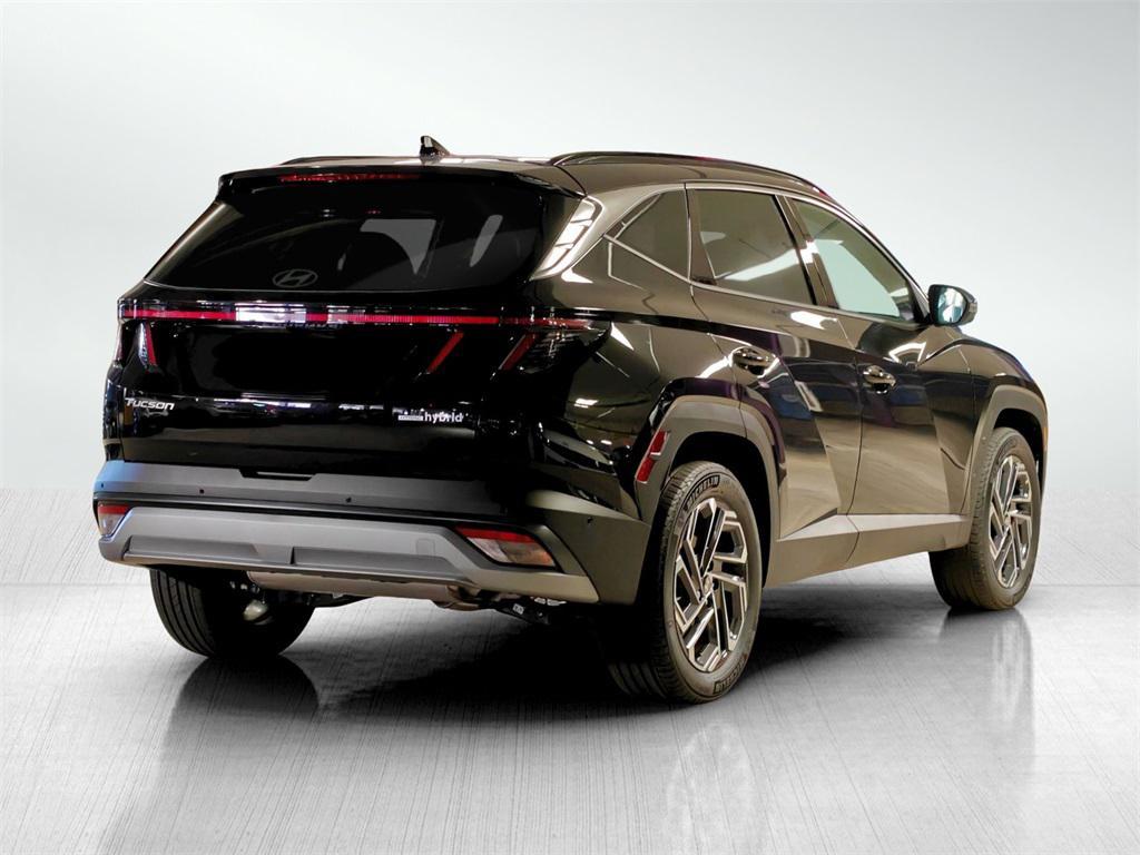 new 2025 Hyundai TUCSON Hybrid car, priced at $40,005