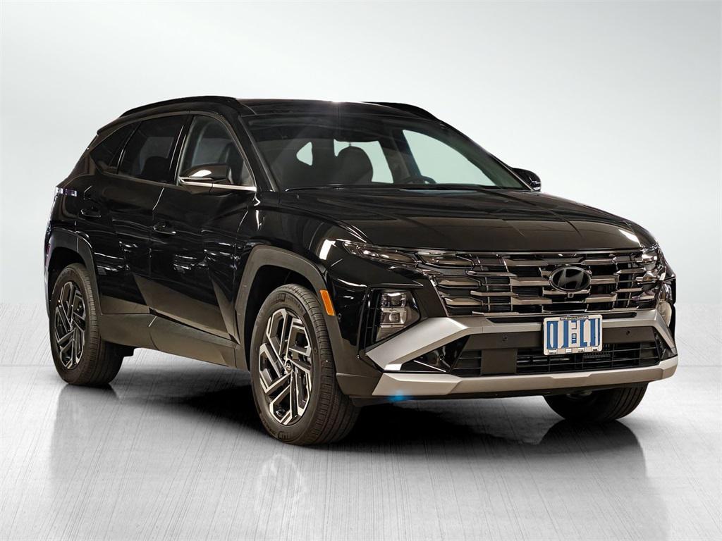 new 2025 Hyundai TUCSON Hybrid car, priced at $40,005