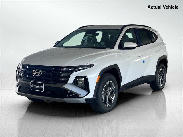 new 2025 Hyundai TUCSON Hybrid car, priced at $33,119