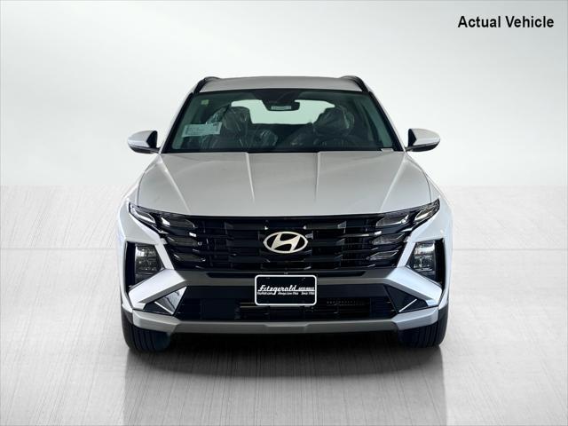 new 2025 Hyundai TUCSON Hybrid car, priced at $33,119