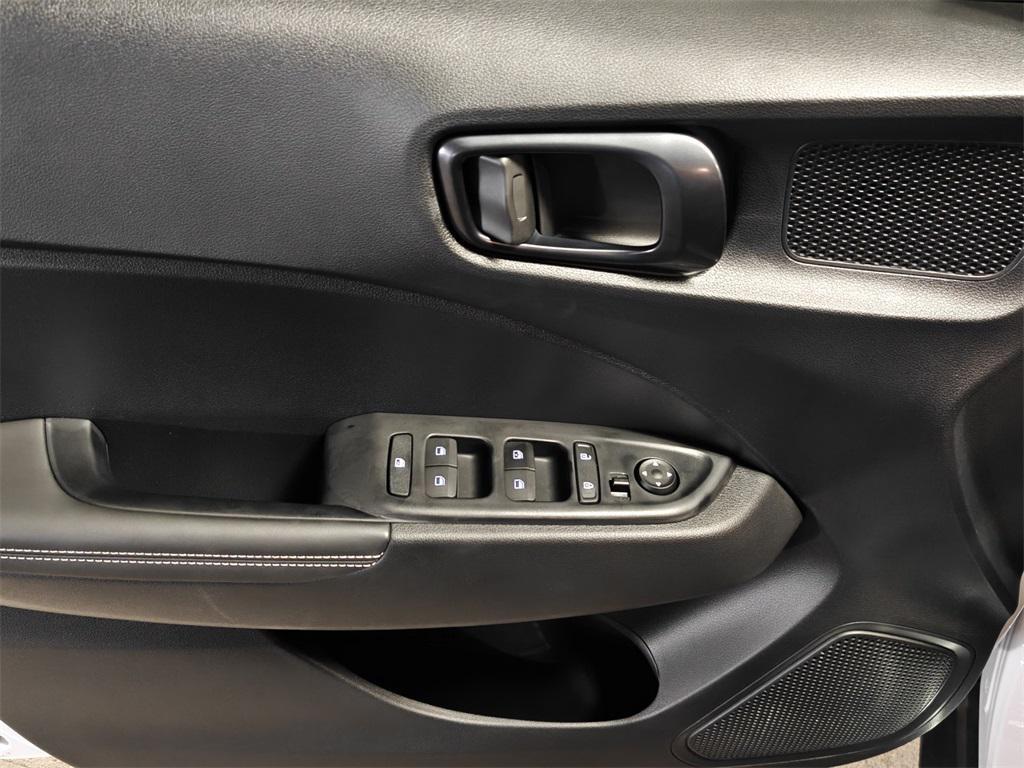 new 2025 Hyundai Venue car, priced at $23,566