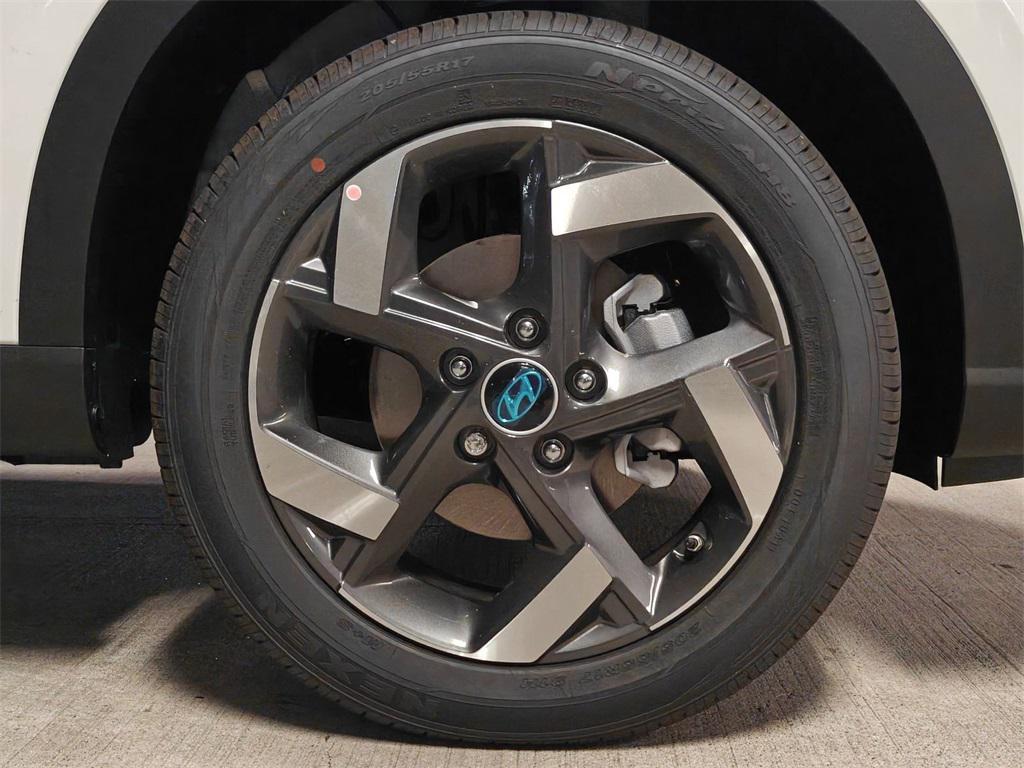 new 2025 Hyundai Venue car, priced at $23,566