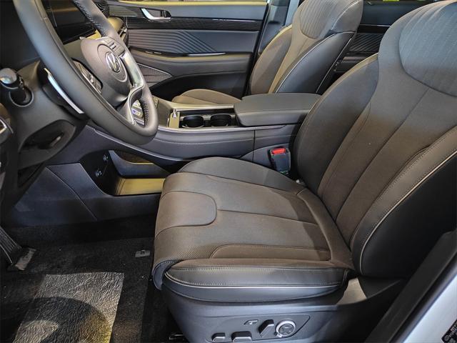 new 2025 Hyundai Palisade car, priced at $54,037