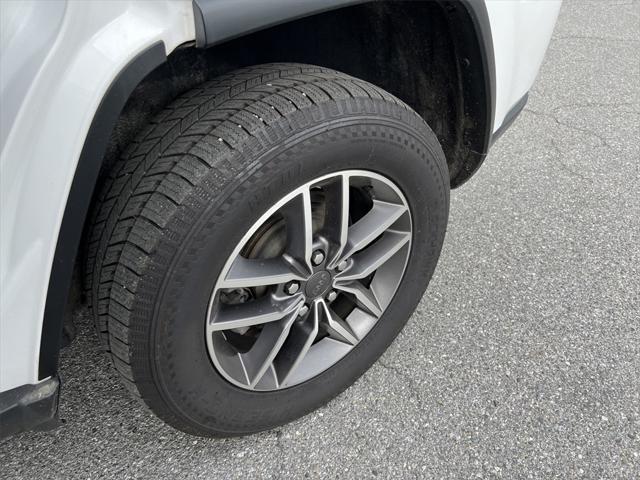 used 2020 Jeep Grand Cherokee car, priced at $17,888
