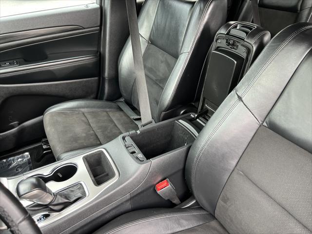 used 2020 Jeep Grand Cherokee car, priced at $17,988