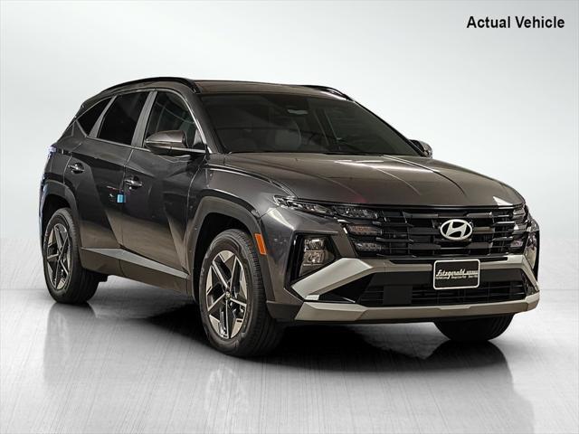 new 2025 Hyundai TUCSON Hybrid car, priced at $36,625