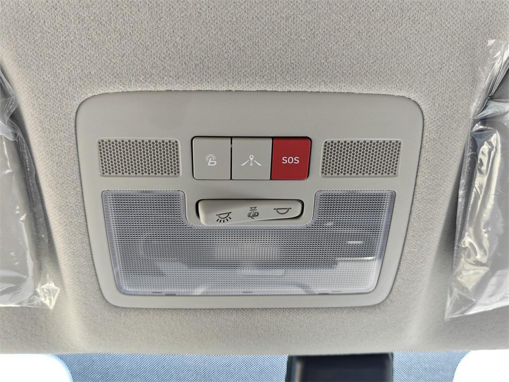 new 2025 Hyundai Venue car, priced at $23,472