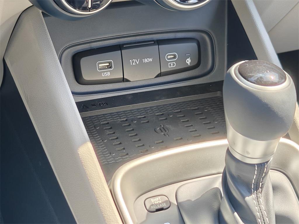 new 2025 Hyundai Venue car, priced at $23,472