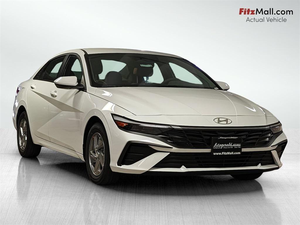 new 2025 Hyundai Elantra car, priced at $22,923