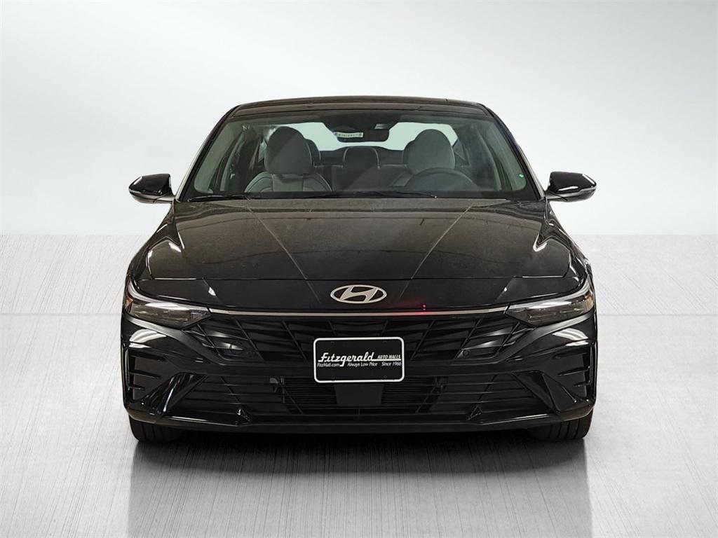new 2025 Hyundai ELANTRA HEV car, priced at $25,781