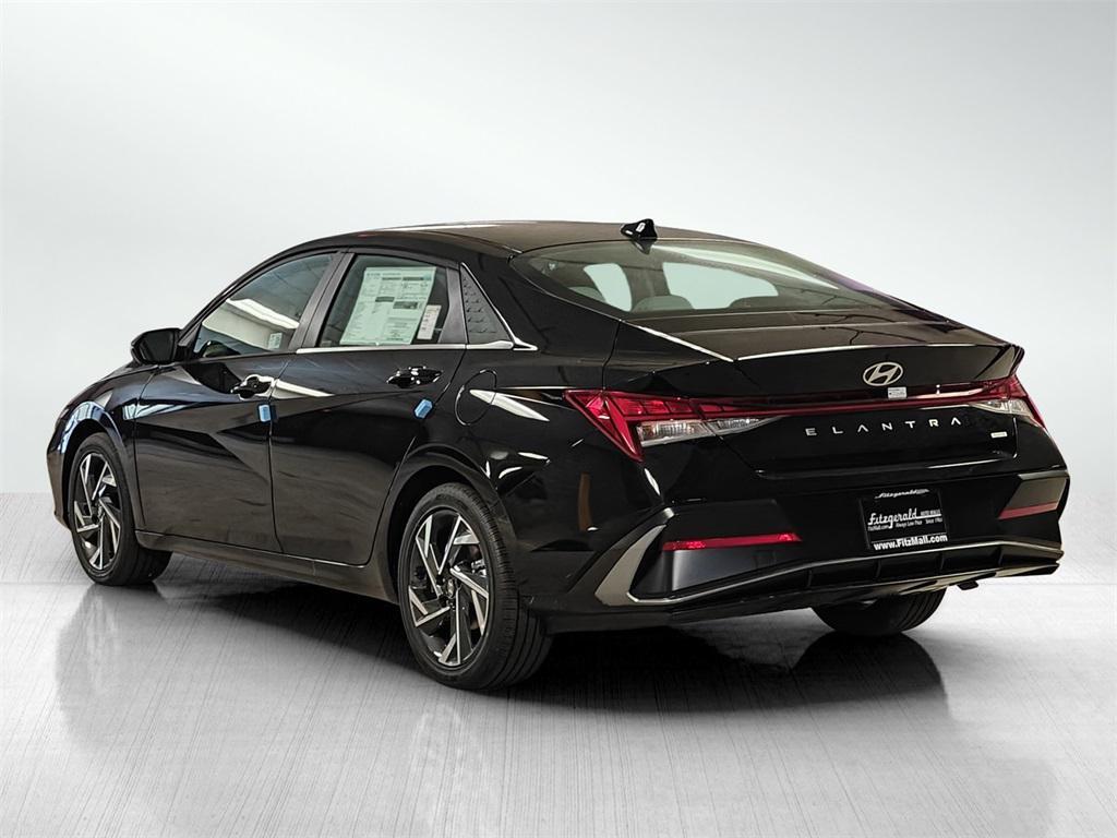 new 2025 Hyundai ELANTRA HEV car, priced at $25,781