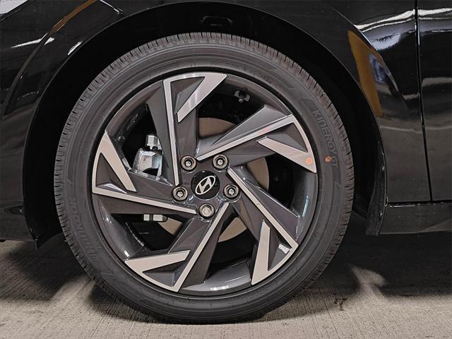 new 2025 Hyundai Elantra car, priced at $28,823