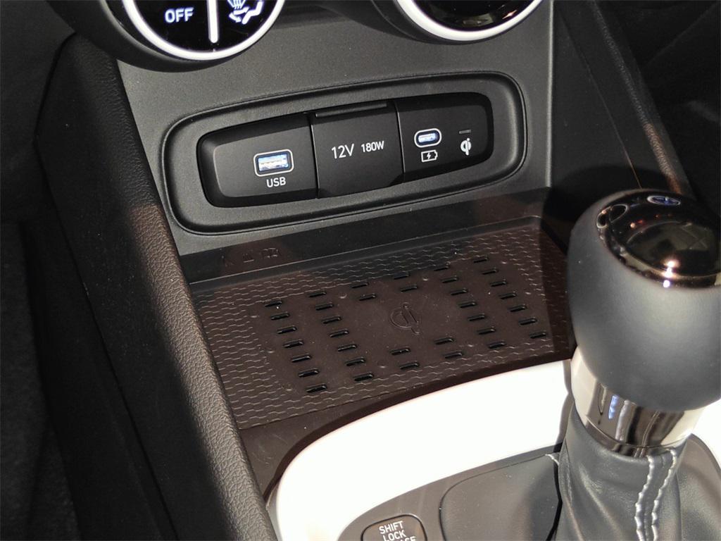 new 2025 Hyundai Venue car, priced at $24,801