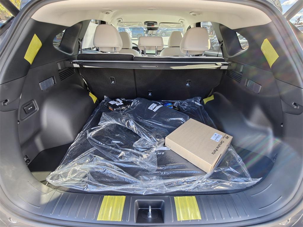 new 2026 Hyundai TUCSON Hybrid car, priced at $32,660