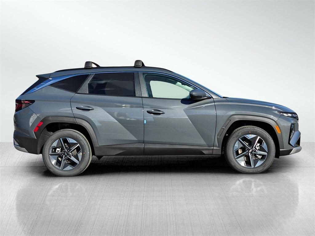 new 2026 Hyundai TUCSON Hybrid car, priced at $32,660