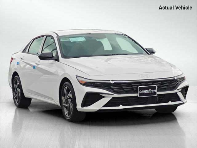new 2025 Hyundai Elantra car, priced at $27,404