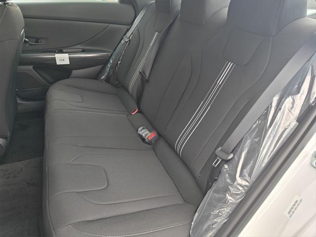 new 2025 Hyundai Elantra car, priced at $27,441