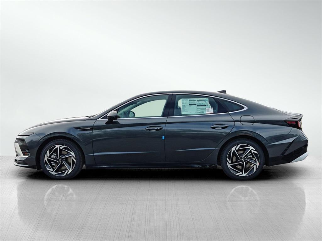 new 2026 Hyundai Sonata car, priced at $30,335