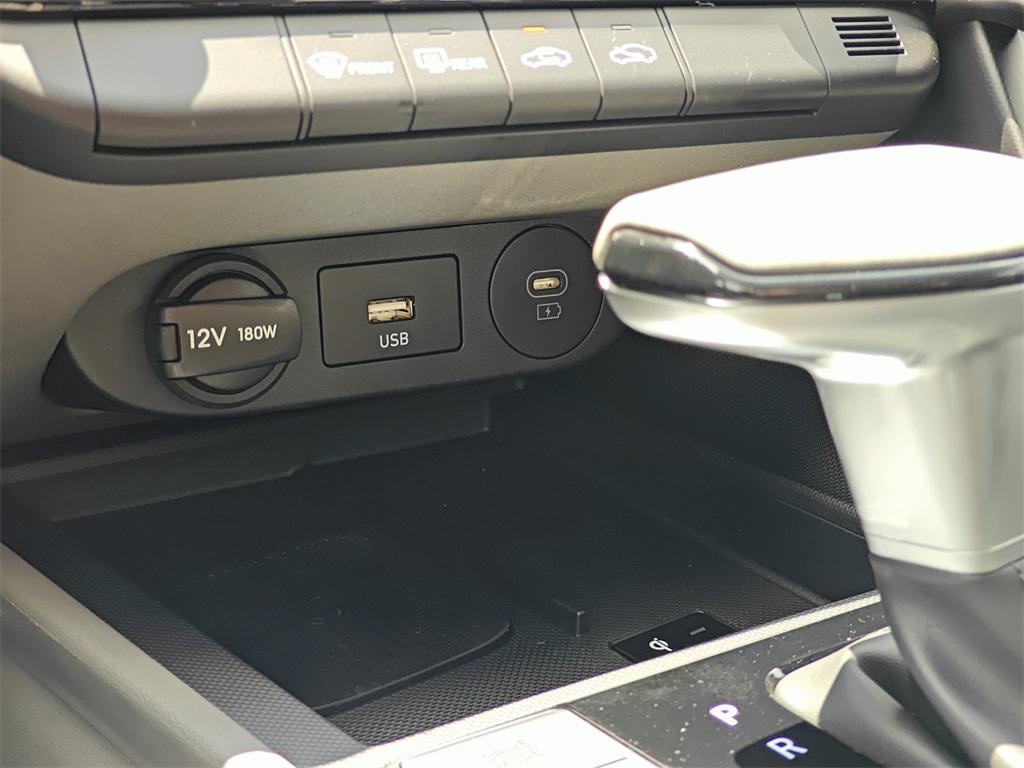 new 2025 Hyundai Elantra car, priced at $24,270