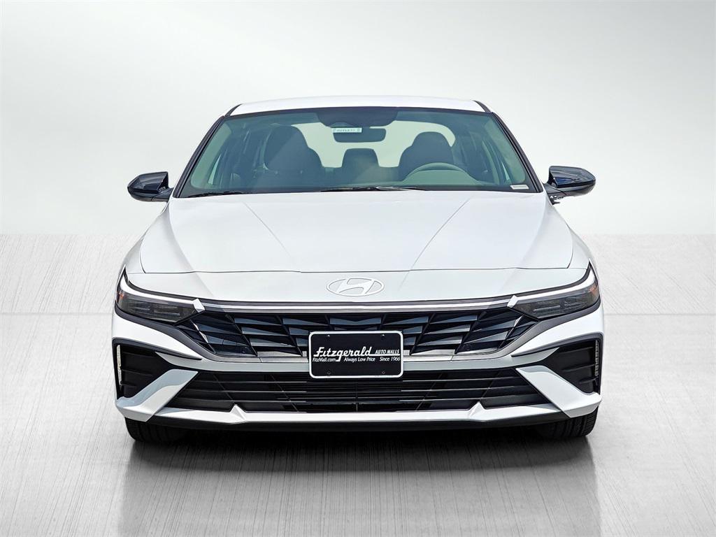 new 2025 Hyundai Elantra car, priced at $24,270