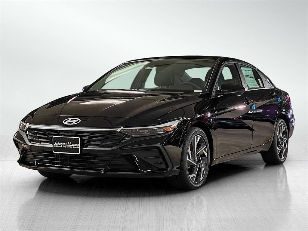 new 2025 Hyundai Elantra car, priced at $26,052