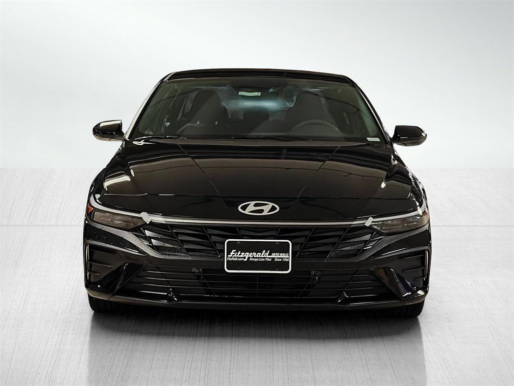 new 2025 Hyundai Elantra car, priced at $26,052