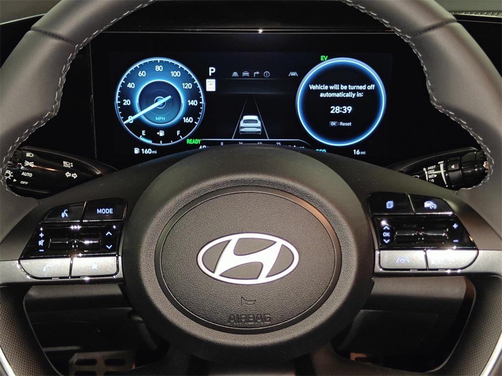 new 2025 Hyundai Elantra car, priced at $26,052
