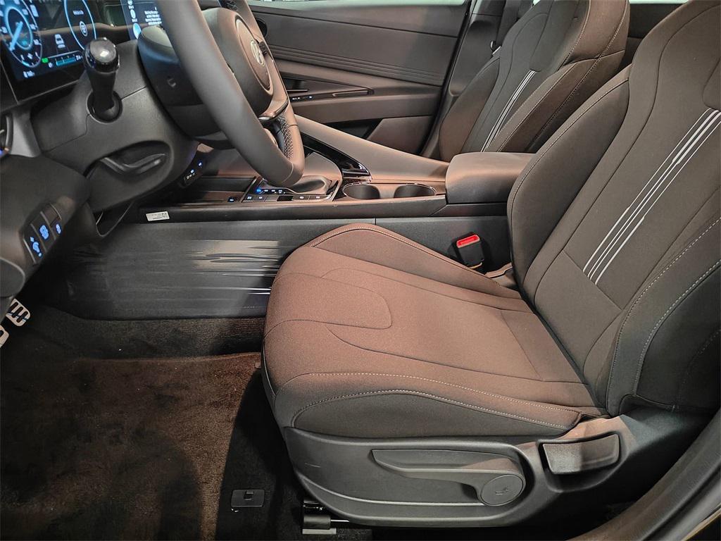 new 2025 Hyundai Elantra car, priced at $26,052