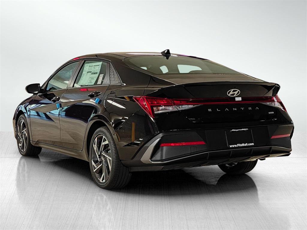 new 2025 Hyundai Elantra car, priced at $26,052