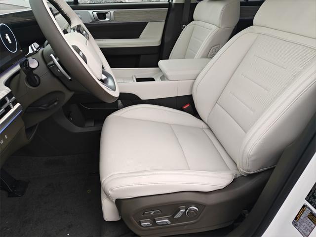 new 2025 Hyundai SANTA FE HEV car, priced at $49,483