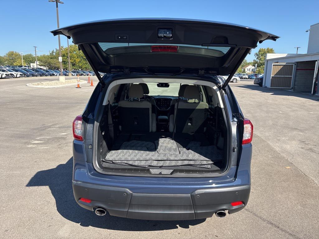 used 2025 Subaru Ascent car, priced at $36,000