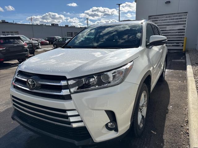 used 2019 Toyota Highlander car, priced at $31,299