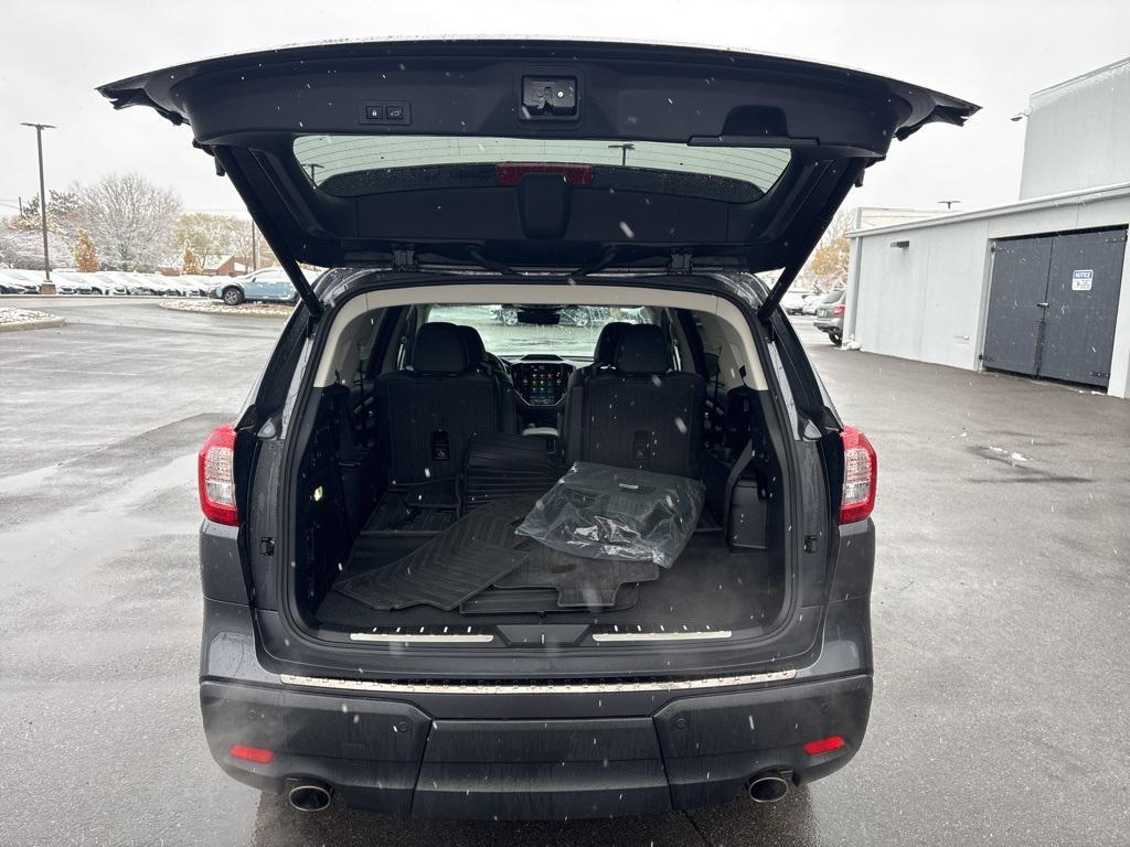used 2025 Subaru Ascent car, priced at $43,500