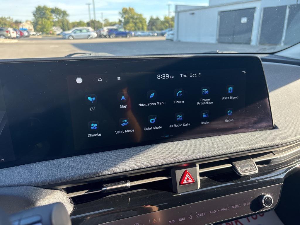 used 2022 Kia EV6 car, priced at $25,300