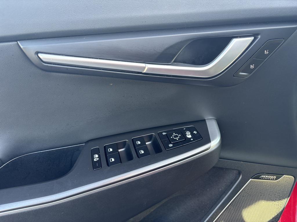 used 2022 Kia EV6 car, priced at $25,300