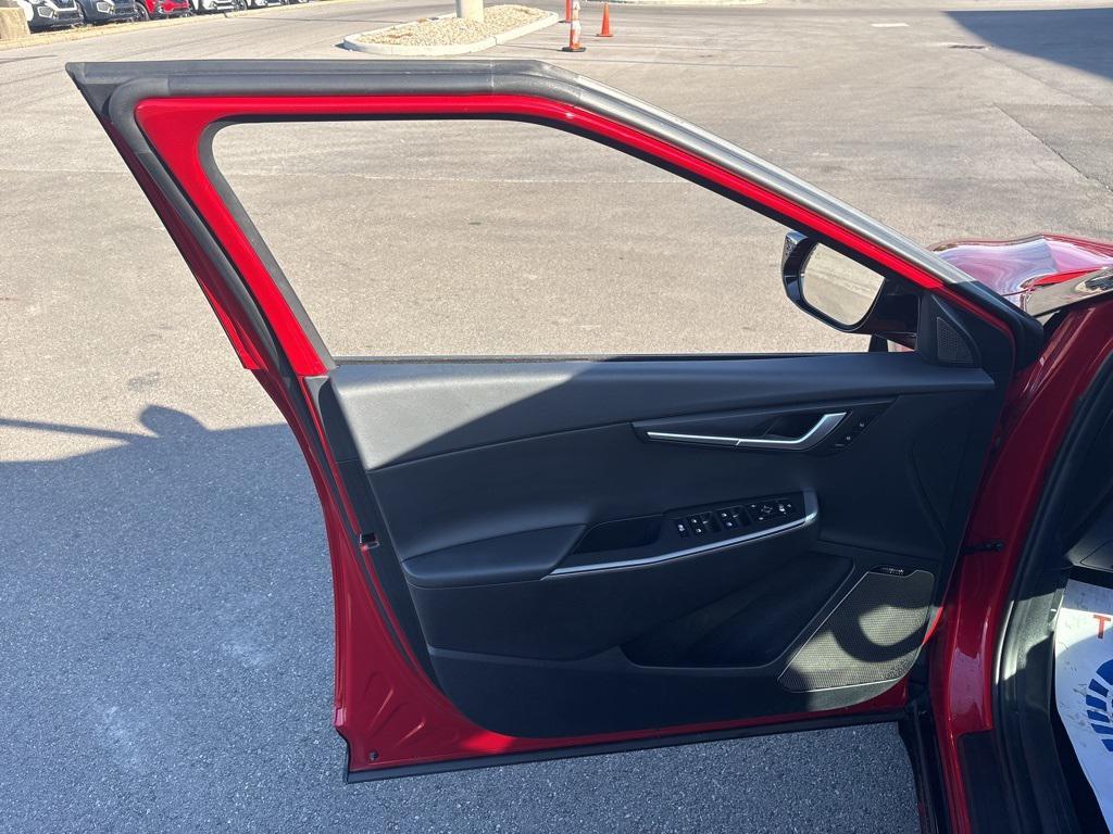 used 2022 Kia EV6 car, priced at $25,300