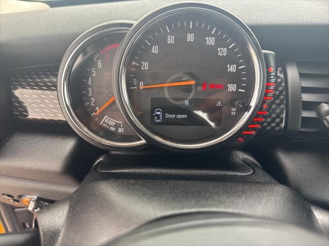 used 2014 MINI Hardtop car, priced at $13,000