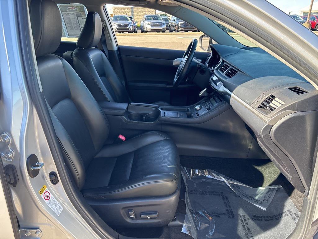 used 2013 Lexus CT 200h car, priced at $10,400