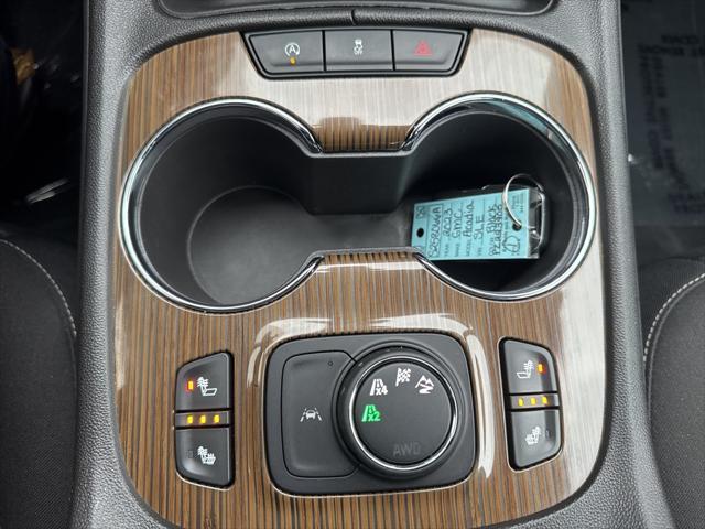 used 2023 GMC Acadia car, priced at $33,986