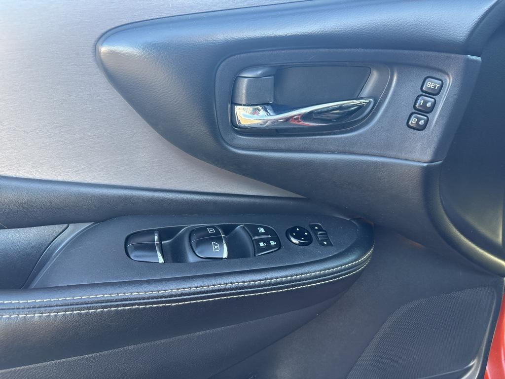 used 2022 Nissan Murano car, priced at $25,000