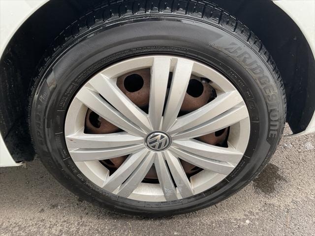 used 2017 Volkswagen Jetta car, priced at $13,484
