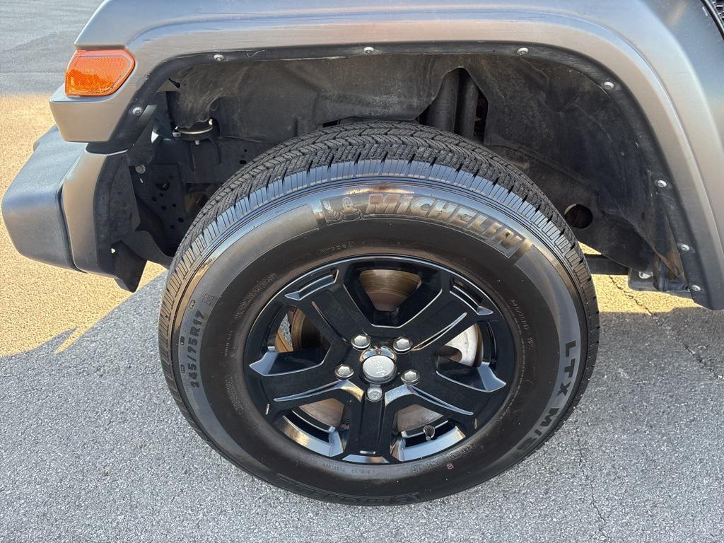 used 2021 Jeep Wrangler Unlimited car, priced at $28,607