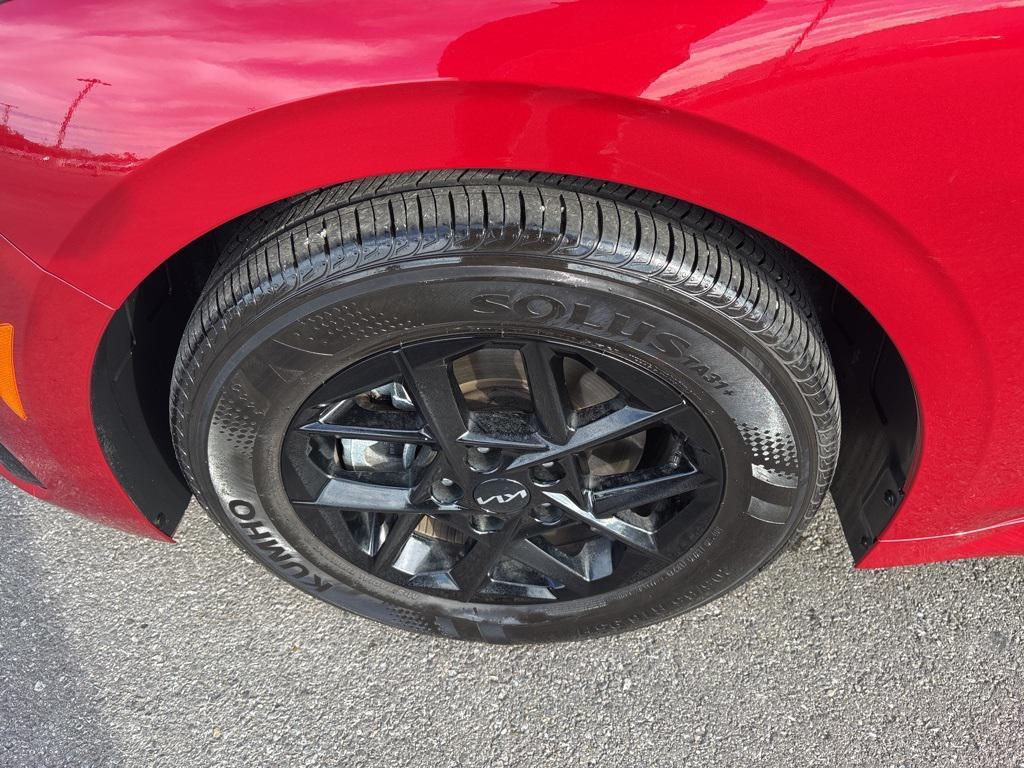 used 2025 Kia K5 car, priced at $22,600