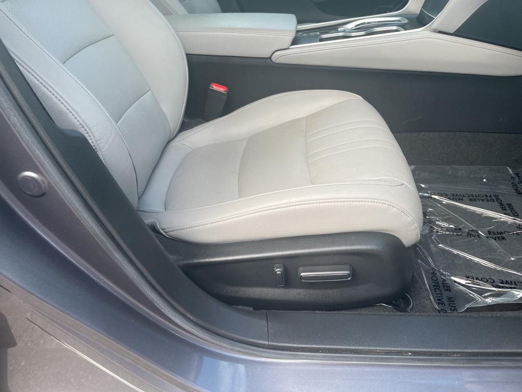 used 2020 Honda Accord Hybrid car, priced at $20,490