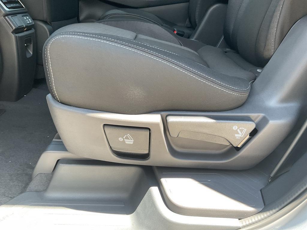 new 2025 Subaru Ascent car, priced at $40,121
