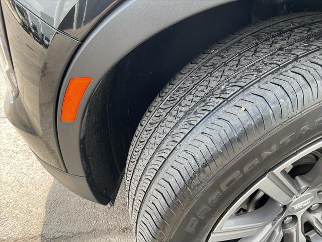 used 2023 Cadillac XT4 car, priced at $30,830